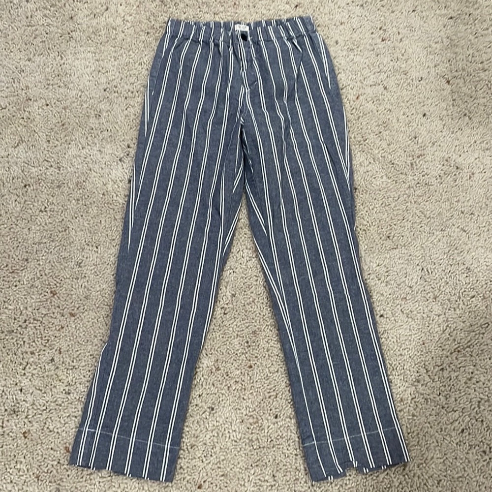 Dress pants, size small